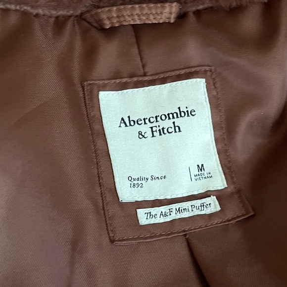 Abercrombie & Finch The A&F Mini Puffer Faux-Fur Jacket Size medium - Picture 5 of 8